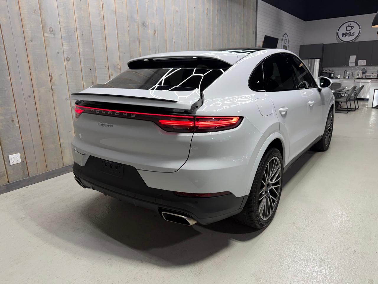 2020 Porsche Cayenne Coupe AWD Photo