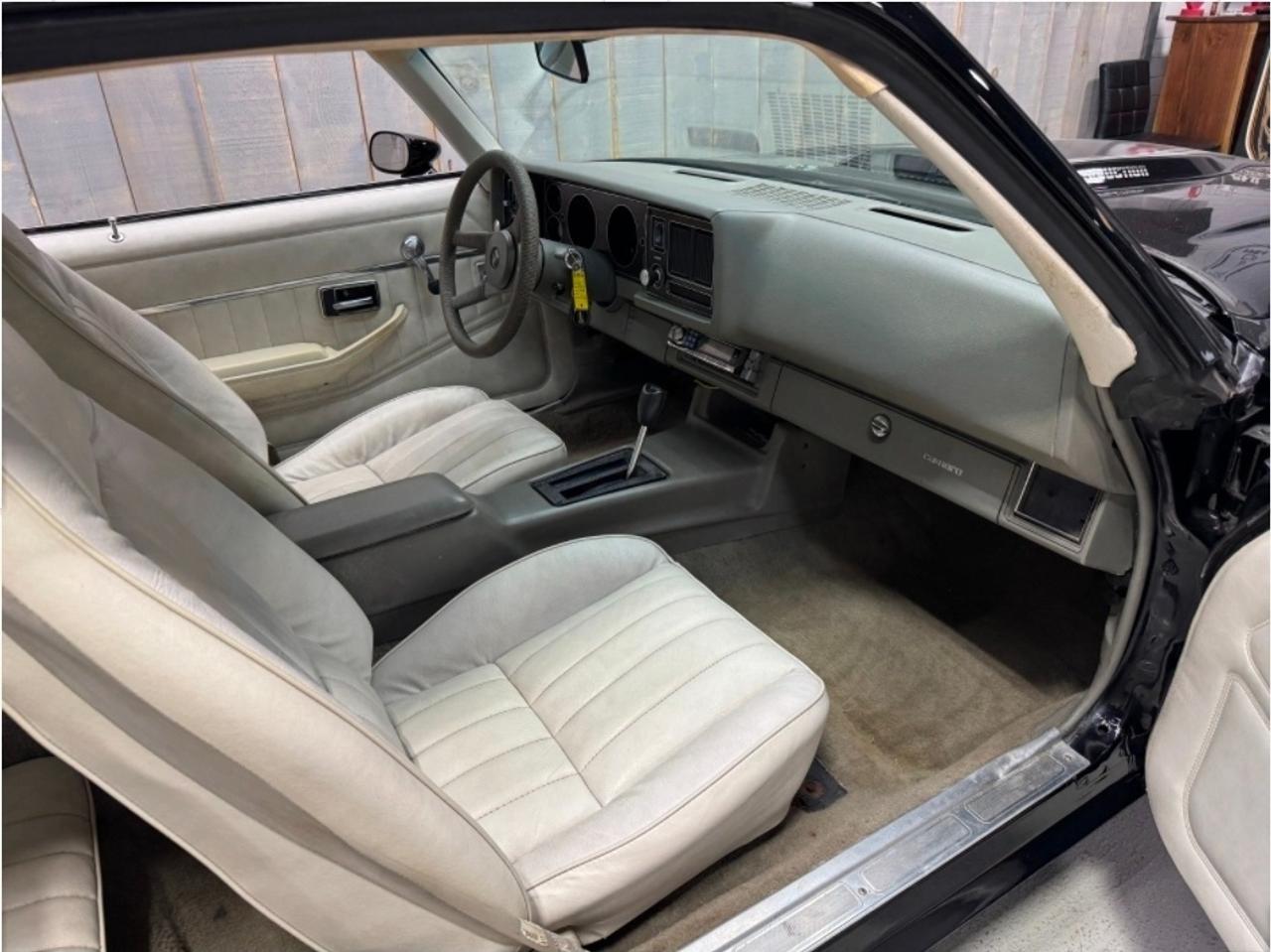 1980 Chevrolet Camaro Z28 Photo