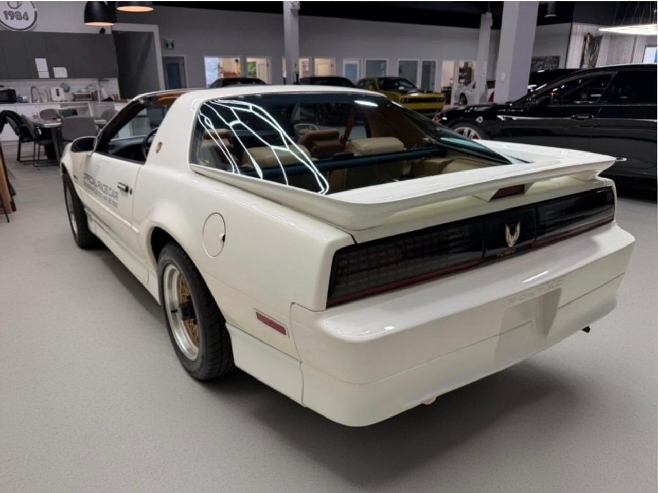 1989 Pontiac Firebird Trans Am GTA SE Turbo Official Pace Car Photo