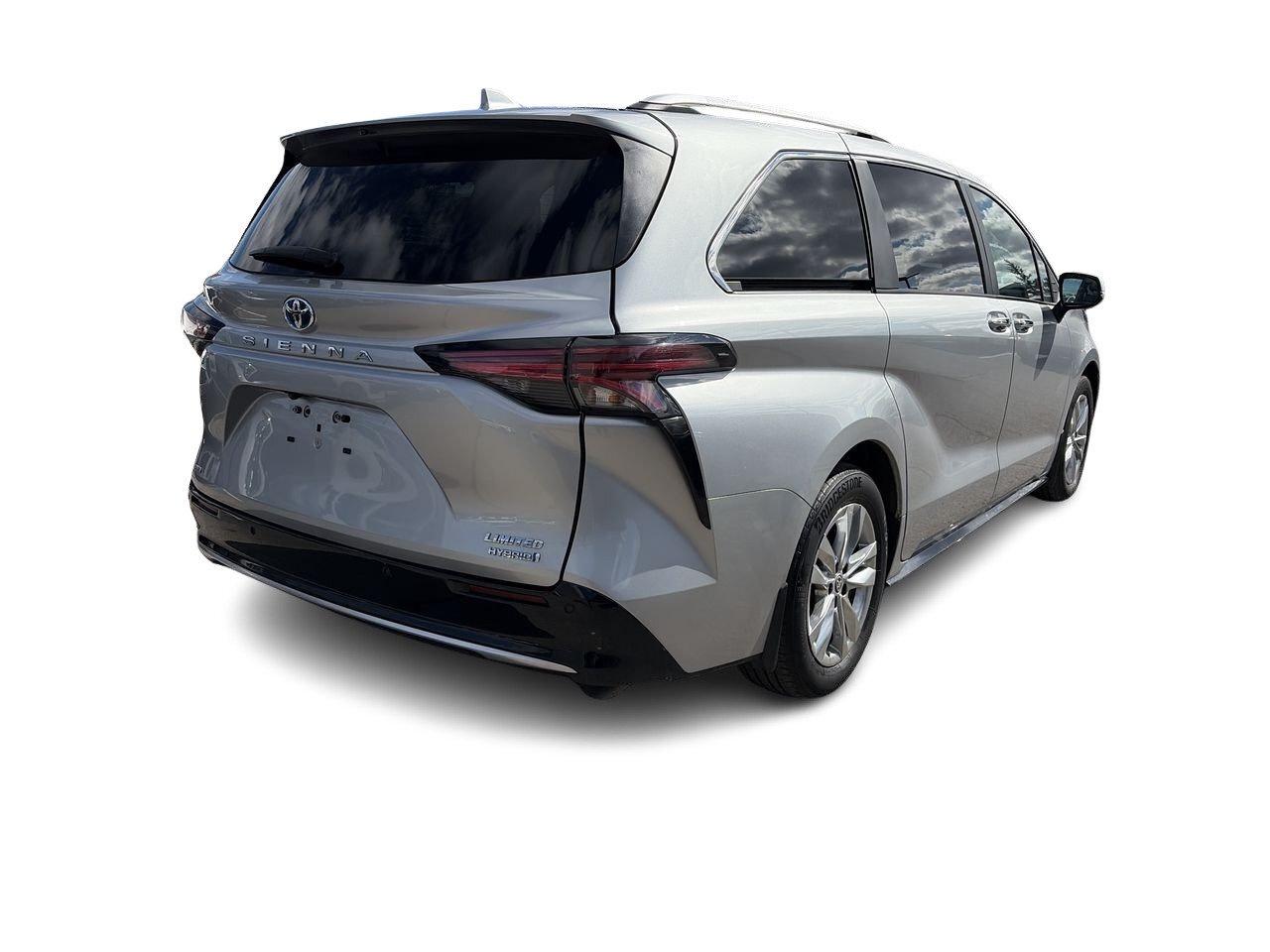 2022 Toyota Sienna Limited 7-Passenger 2 Tire Sets   7 Lthr Seats   3 Photo