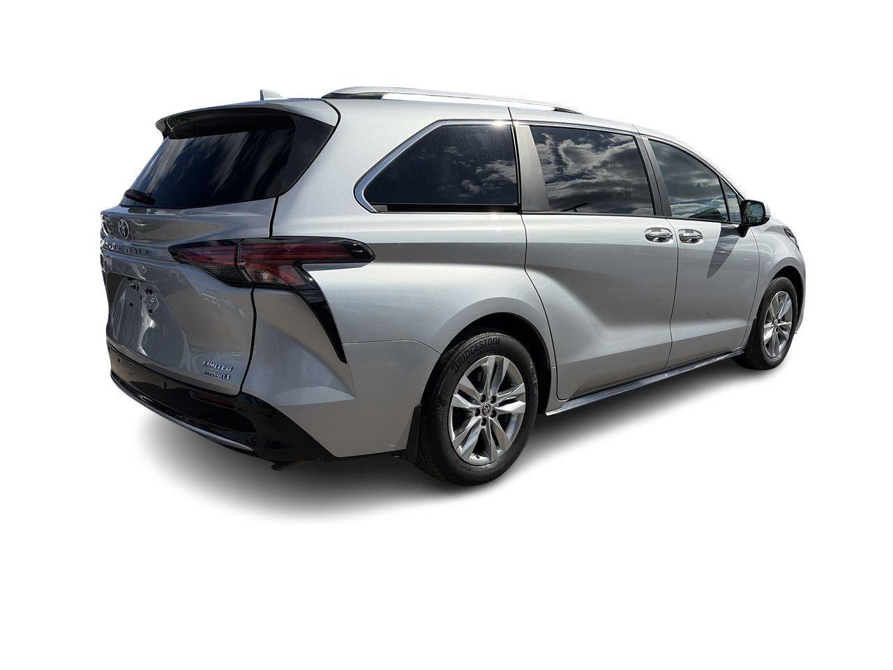 2022 Toyota Sienna Limited 7-Passenger 2 Tire Sets   7 Lthr Seats   3 Photo