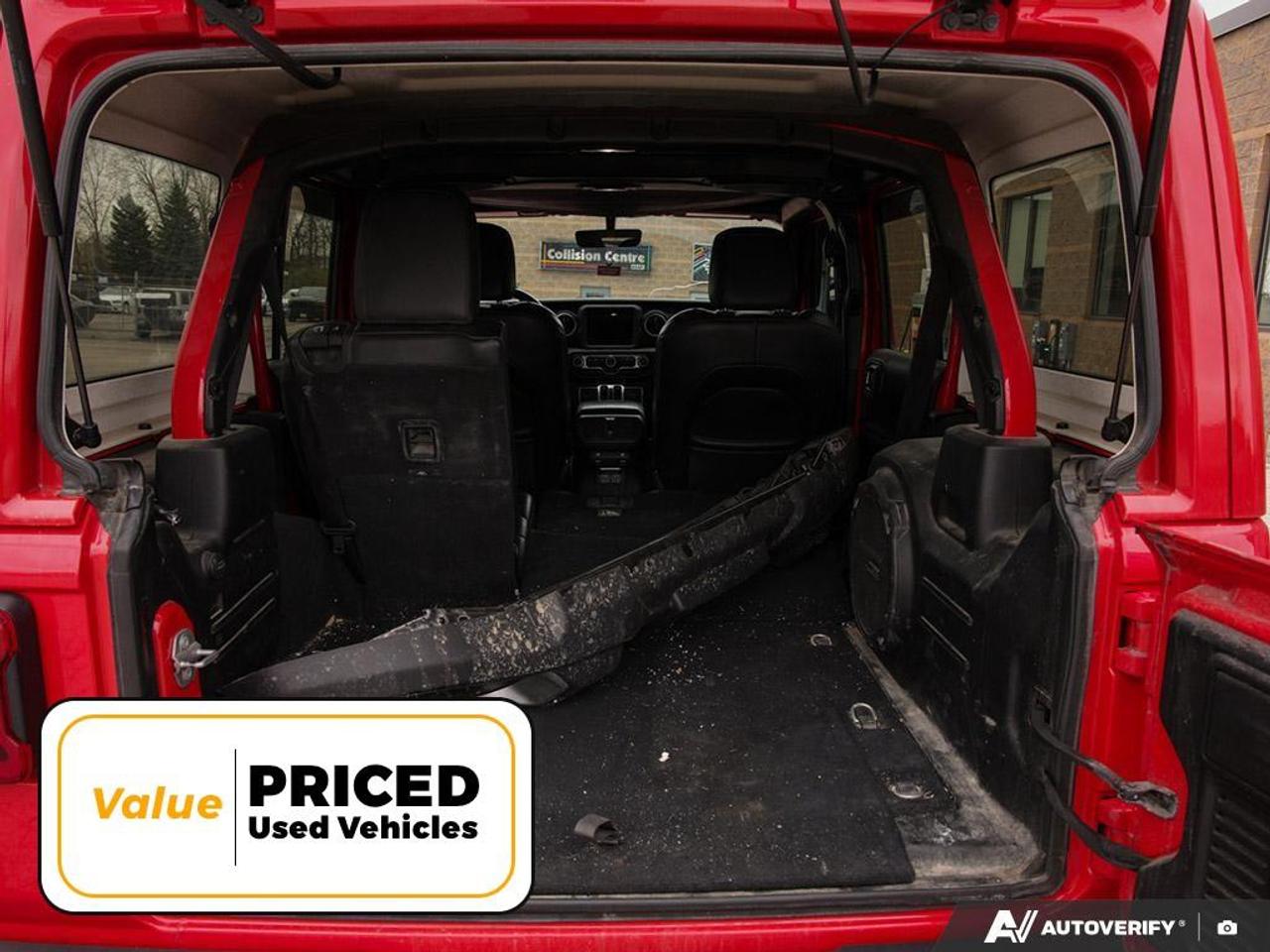 2018 Jeep WRANGLER UNLIMITED Sahara 4dr 4x4 Photo