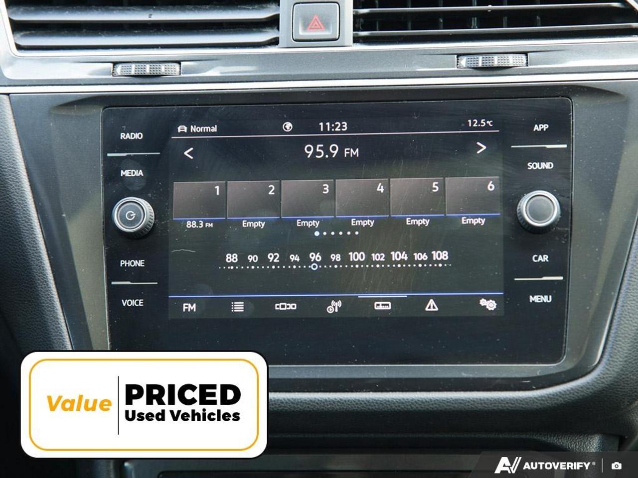2023 Volkswagen Tiguan Comfortline 4dr All-wheel Drive 4MOTION Photo