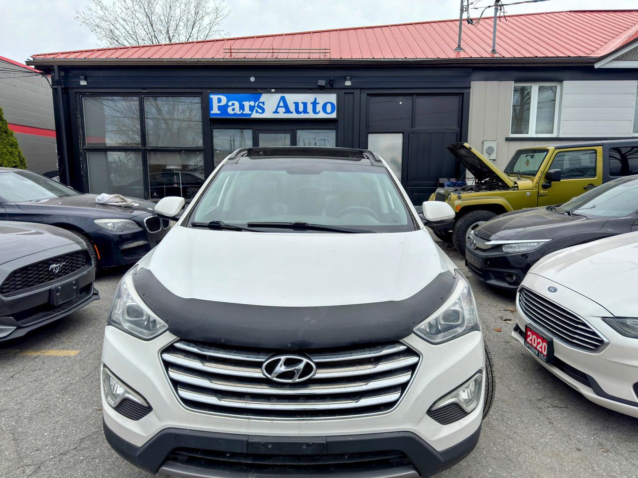 2013 Hyundai Santa Fe GLS Photo3