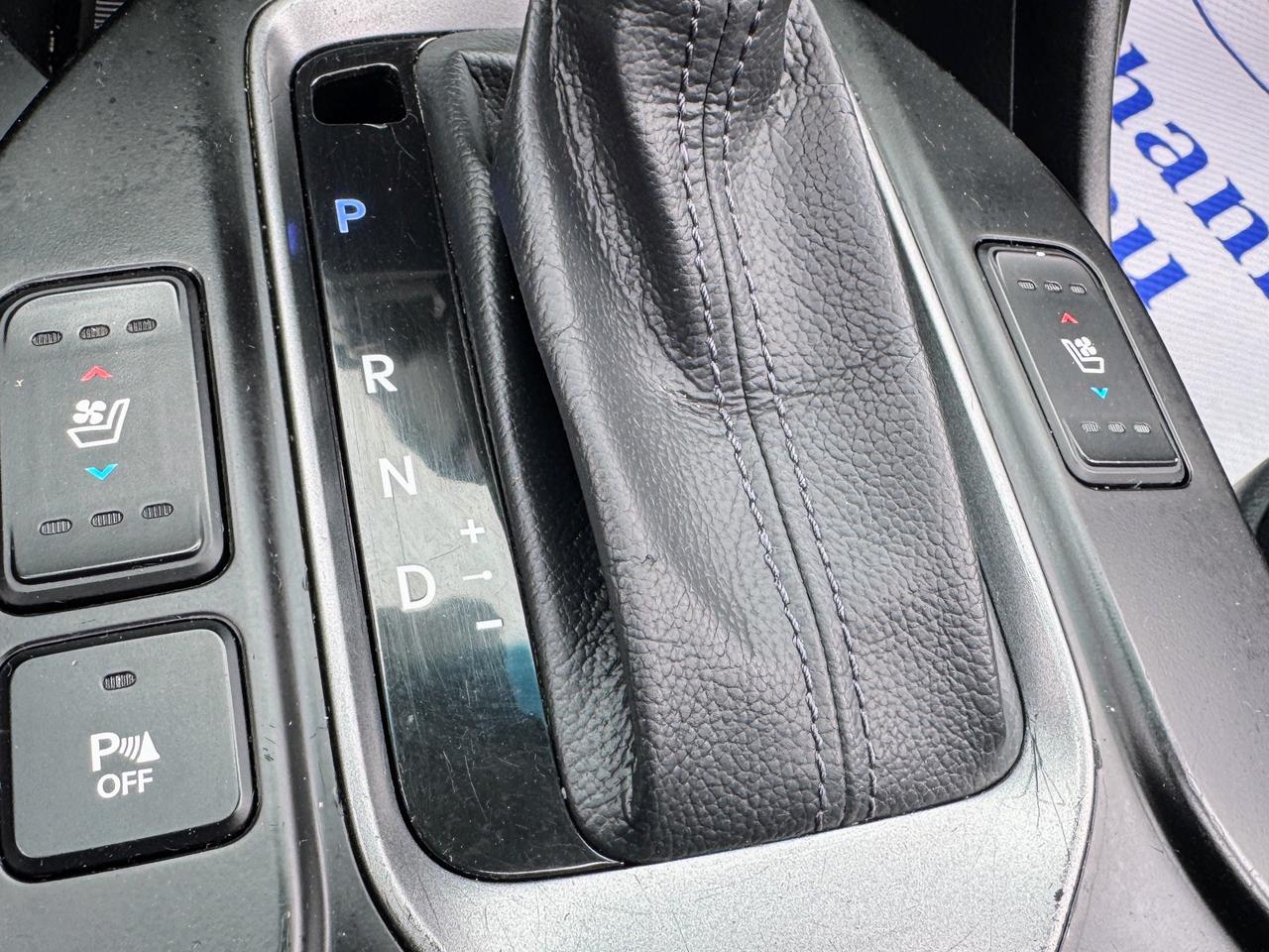 2013 Hyundai Santa Fe GLS Photo