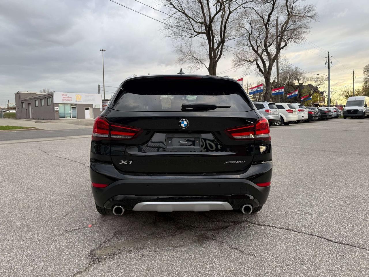 2020 BMW X1 X-Drive l Pano Roof l Navi l AWD l 2 Keys l 2.0T Photo