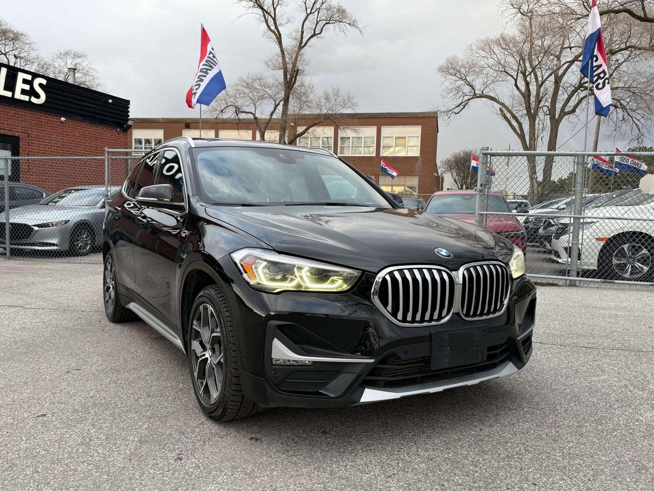2020 BMW X1 X-Drive l Pano Roof l Navi l AWD l 2 Keys l 2.0T Photo