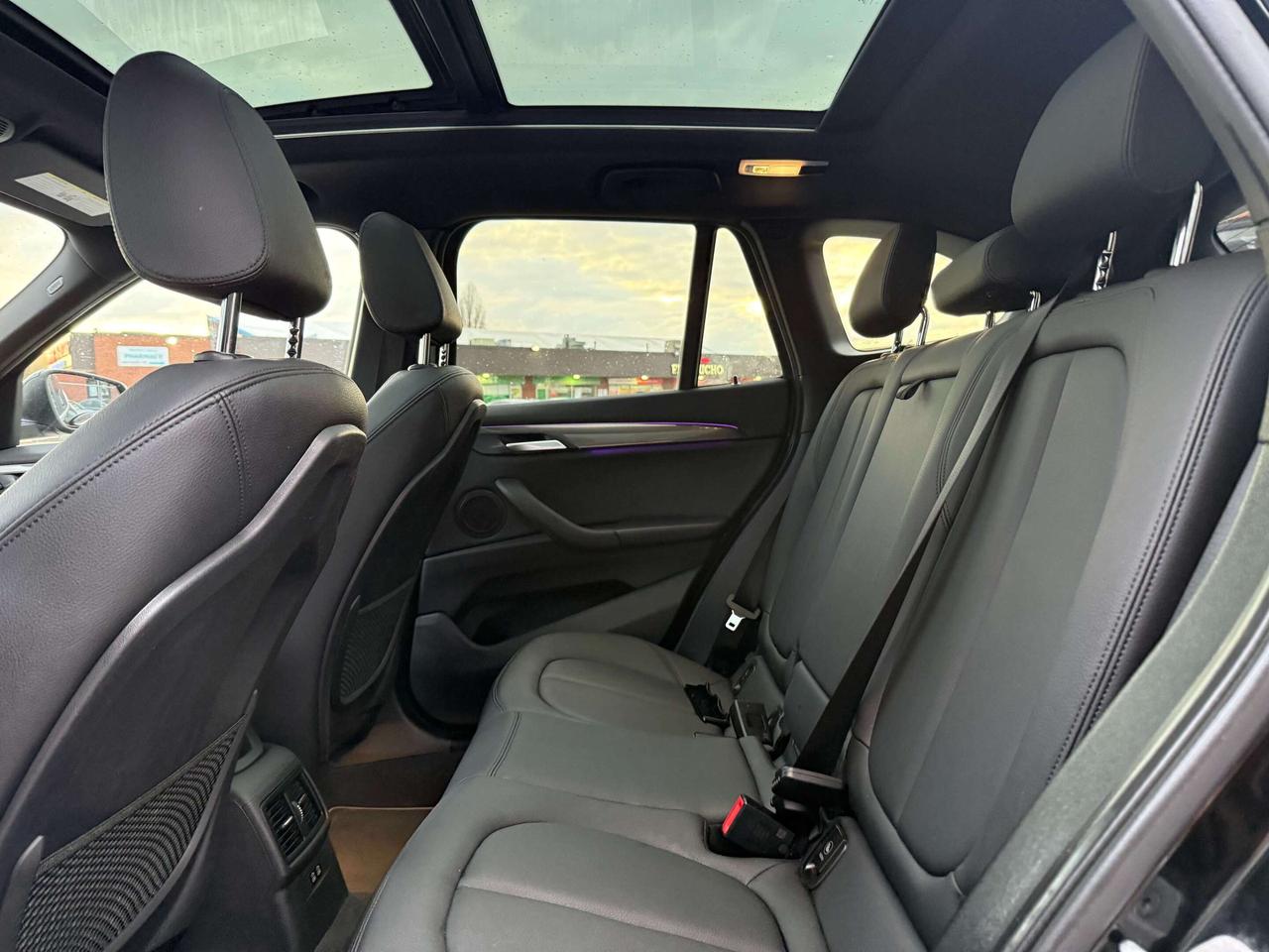 2020 BMW X1 X-Drive l Pano Roof l Navi l AWD l 2 Keys l 2.0T Photo