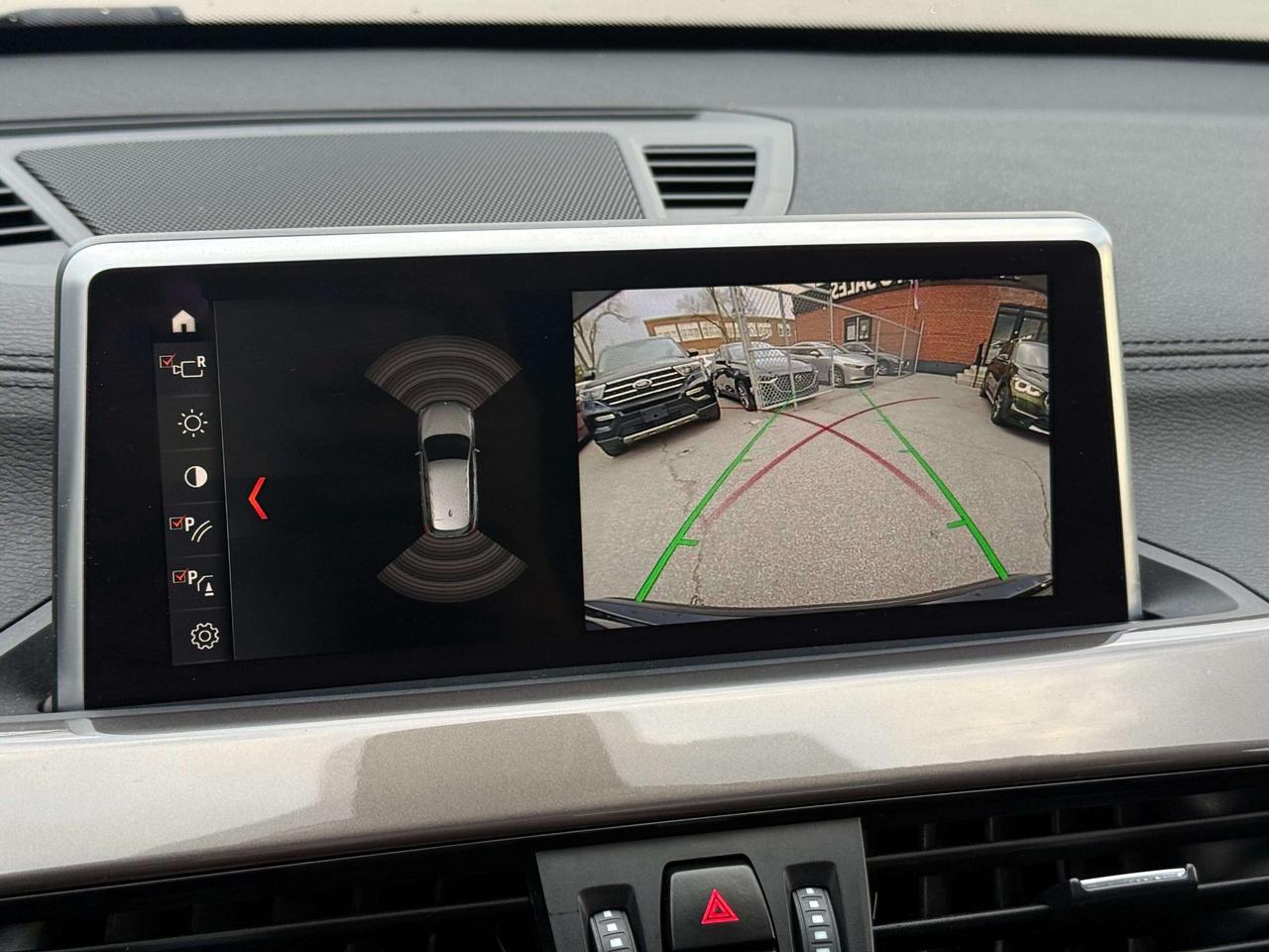2020 BMW X1 X-Drive l Pano Roof l Navi l AWD l 2 Keys l 2.0T Photo