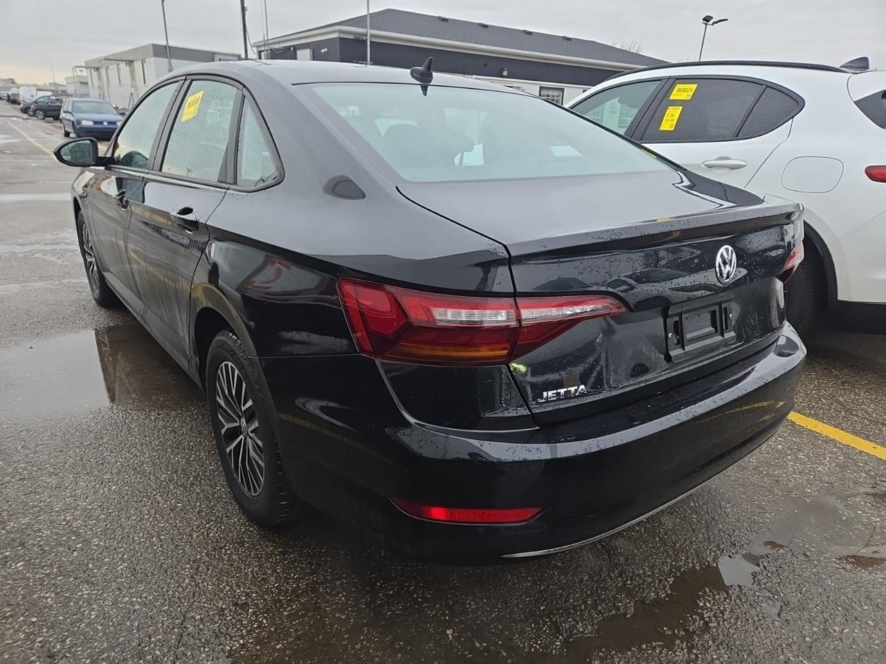 2019 Volkswagen Jetta Highline l 1.4L l 4Cyl l FWD l Auto l Carplay l Photo
