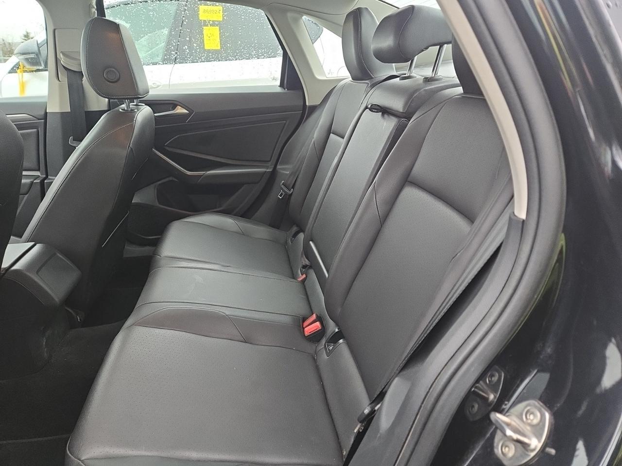 2019 Volkswagen Jetta Highline l 1.4L l 4Cyl l FWD l Auto l Carplay l Photo