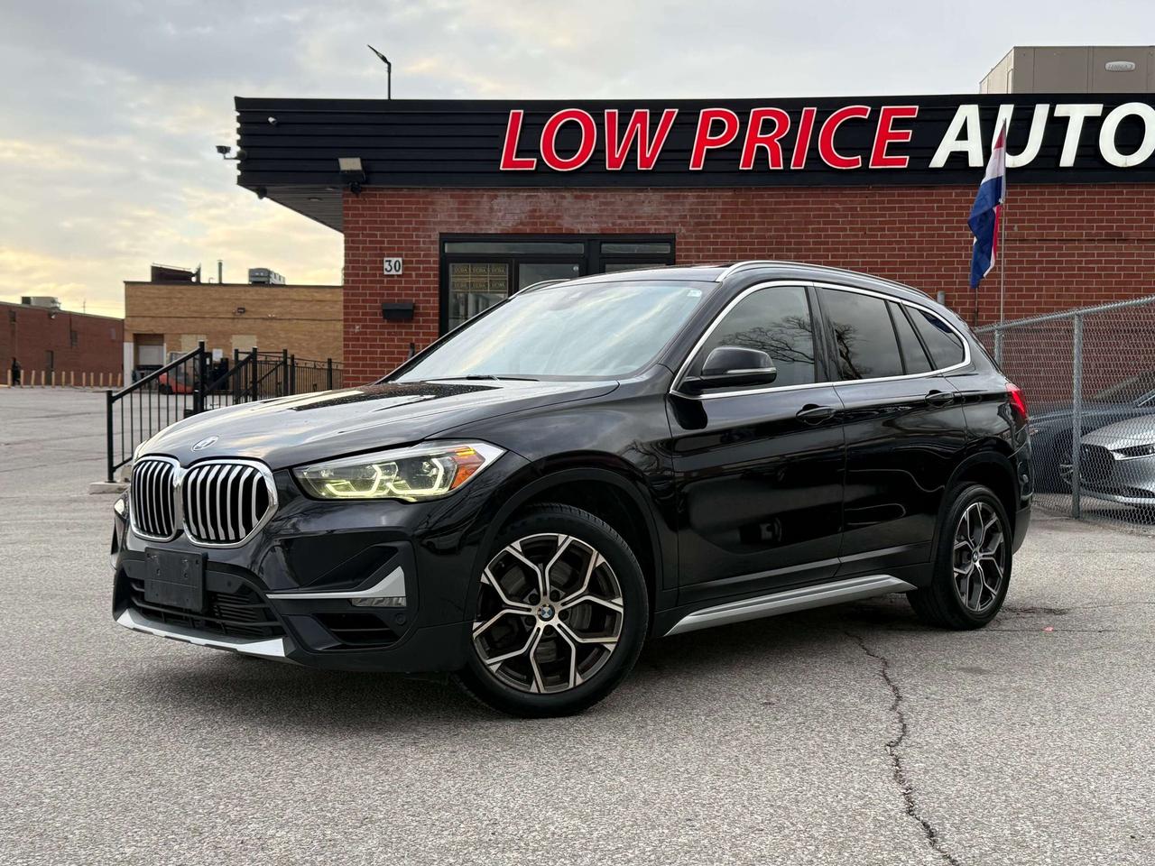 2020 BMW X1 No Accidents l AWD l Pano Roof l 2 Keys l Photo