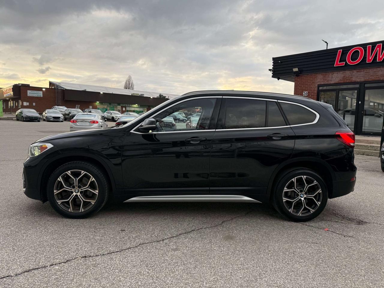 2020 BMW X1 No Accidents l AWD l Pano Roof l 2 Keys l Photo4