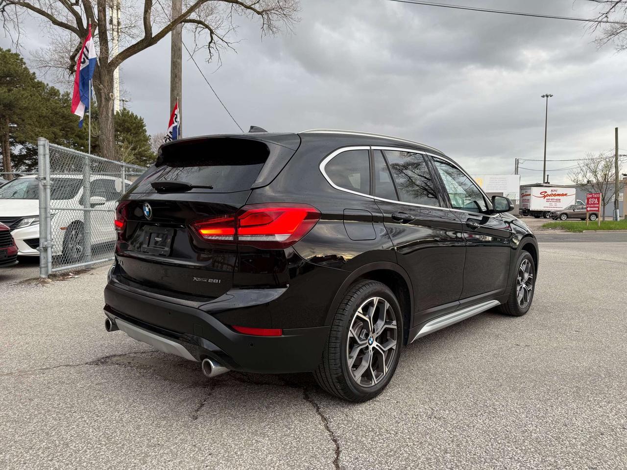 2020 BMW X1 No Accidents l AWD l Pano Roof l 2 Keys l Photo