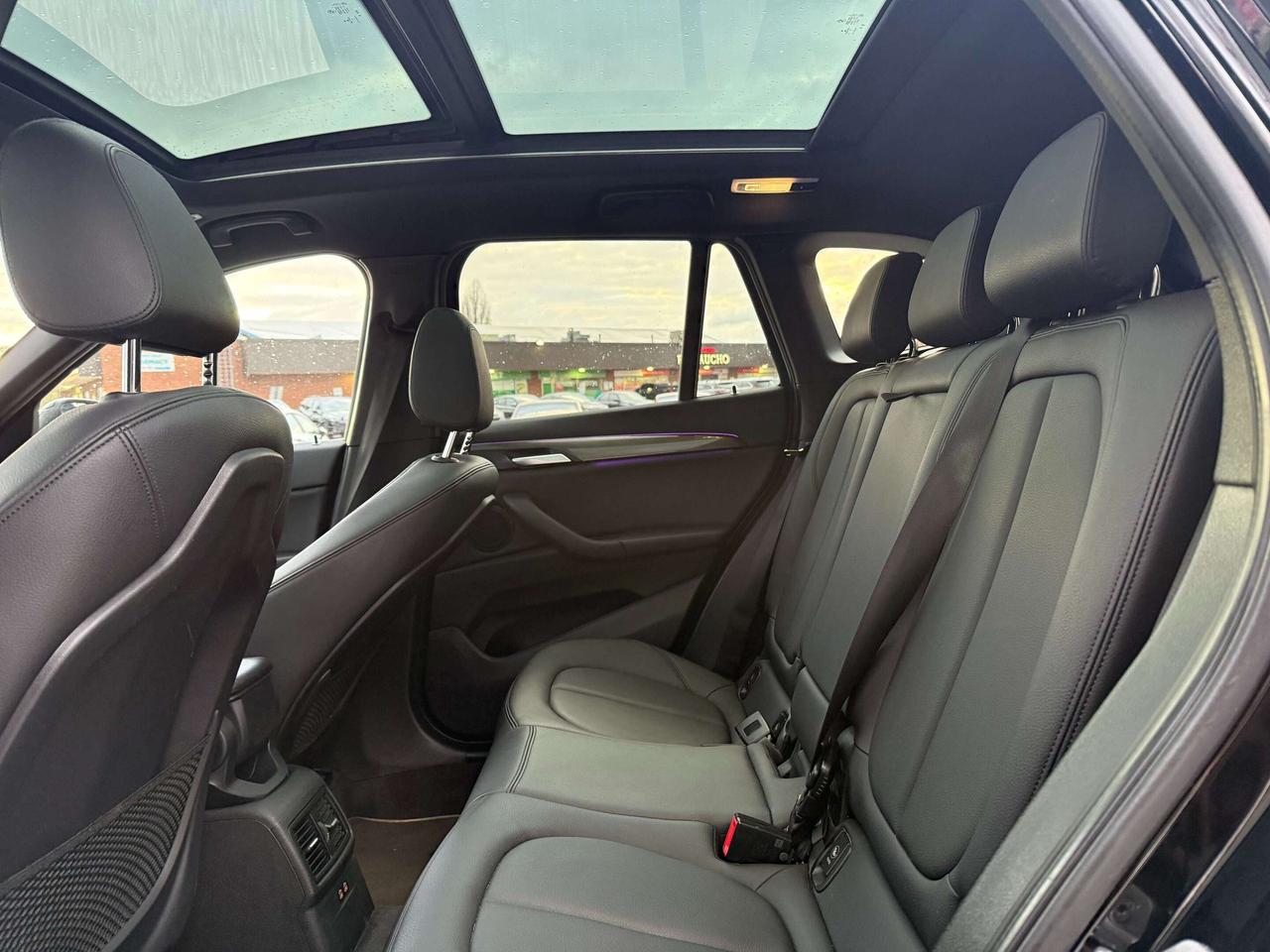 2020 BMW X1 No Accidents l AWD l Pano Roof l 2 Keys l Photo