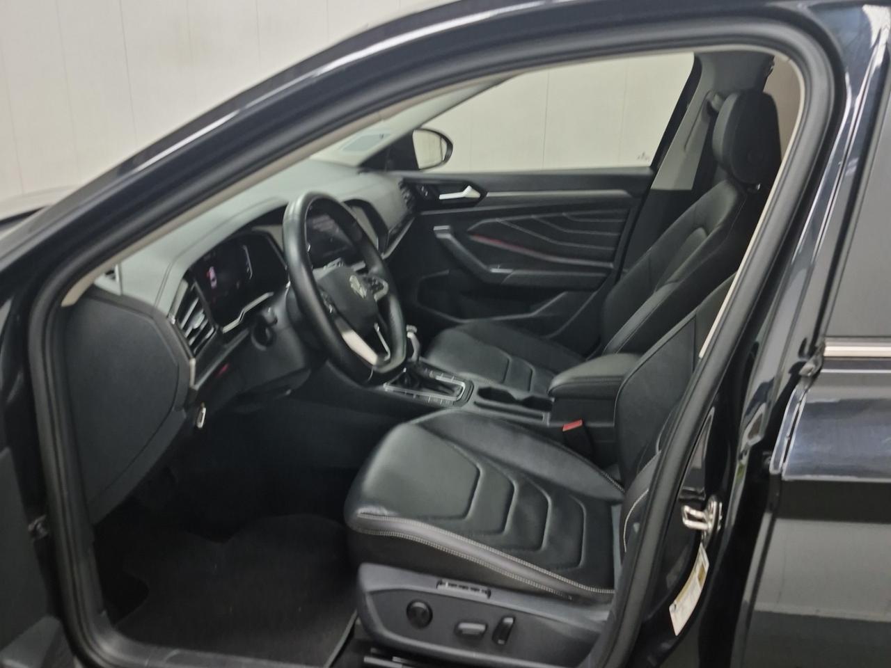 2024 Volkswagen Jetta Volkswagen Warranty l Highline l FWD l 1.5L l 4Cyl Photo