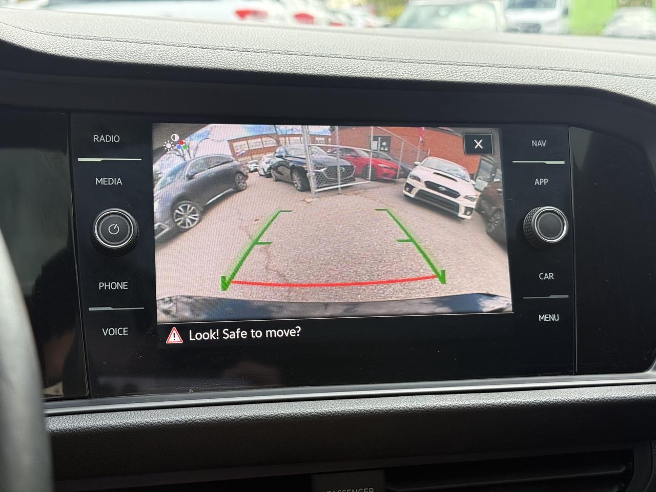 2024 Volkswagen Jetta Volkswagen Warranty l Highline l FWD l 1.5L l 4Cyl Photo