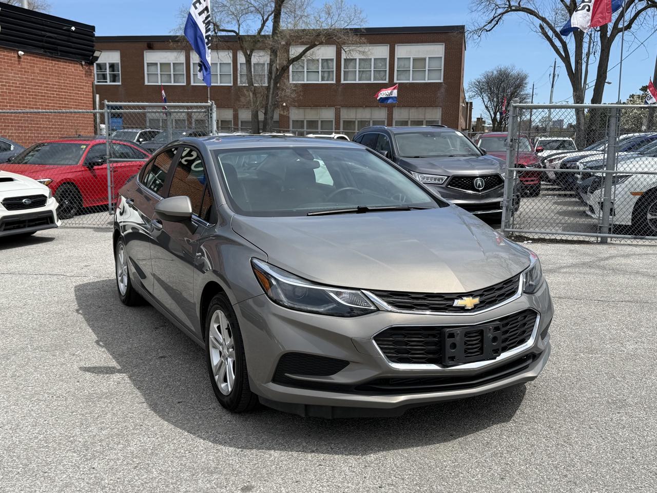 2018 Chevrolet Cruze No Accidents l LT l w/1SD l Auto l Remote Start Photo