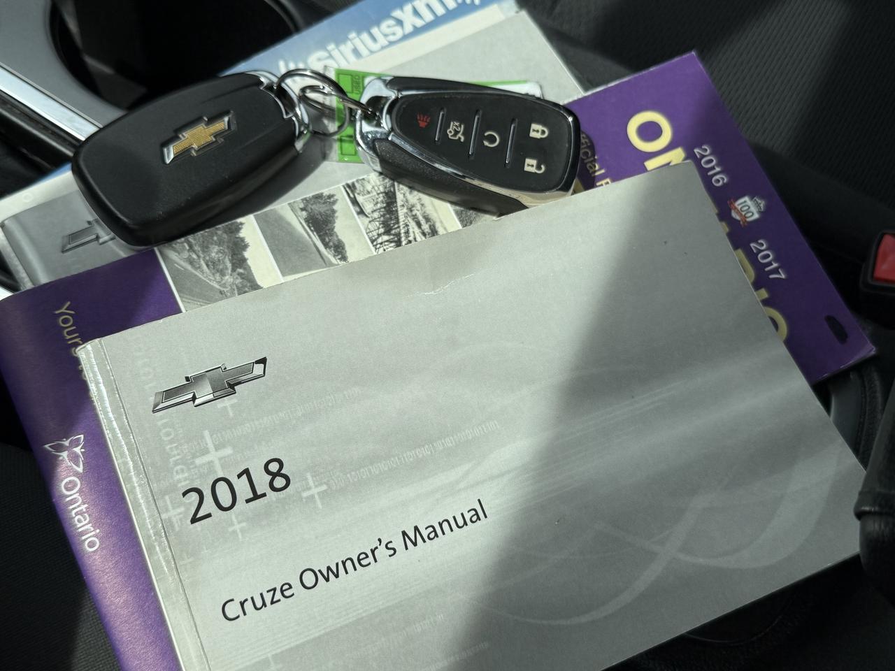 2018 Chevrolet Cruze No Accidents l LT l w/1SD l Auto l Remote Start Photo