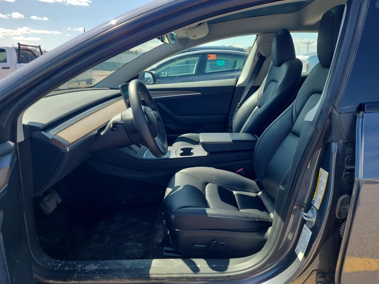 2023 Tesla Model 3 No Accidents l Standard Range l RWD l LFP Photo