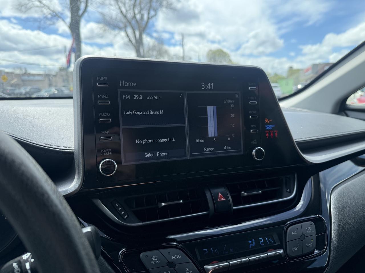 2021 Toyota C-HR LE l FWD l RCam l 2.0L l 4CYL l Eco Vehicle Photo