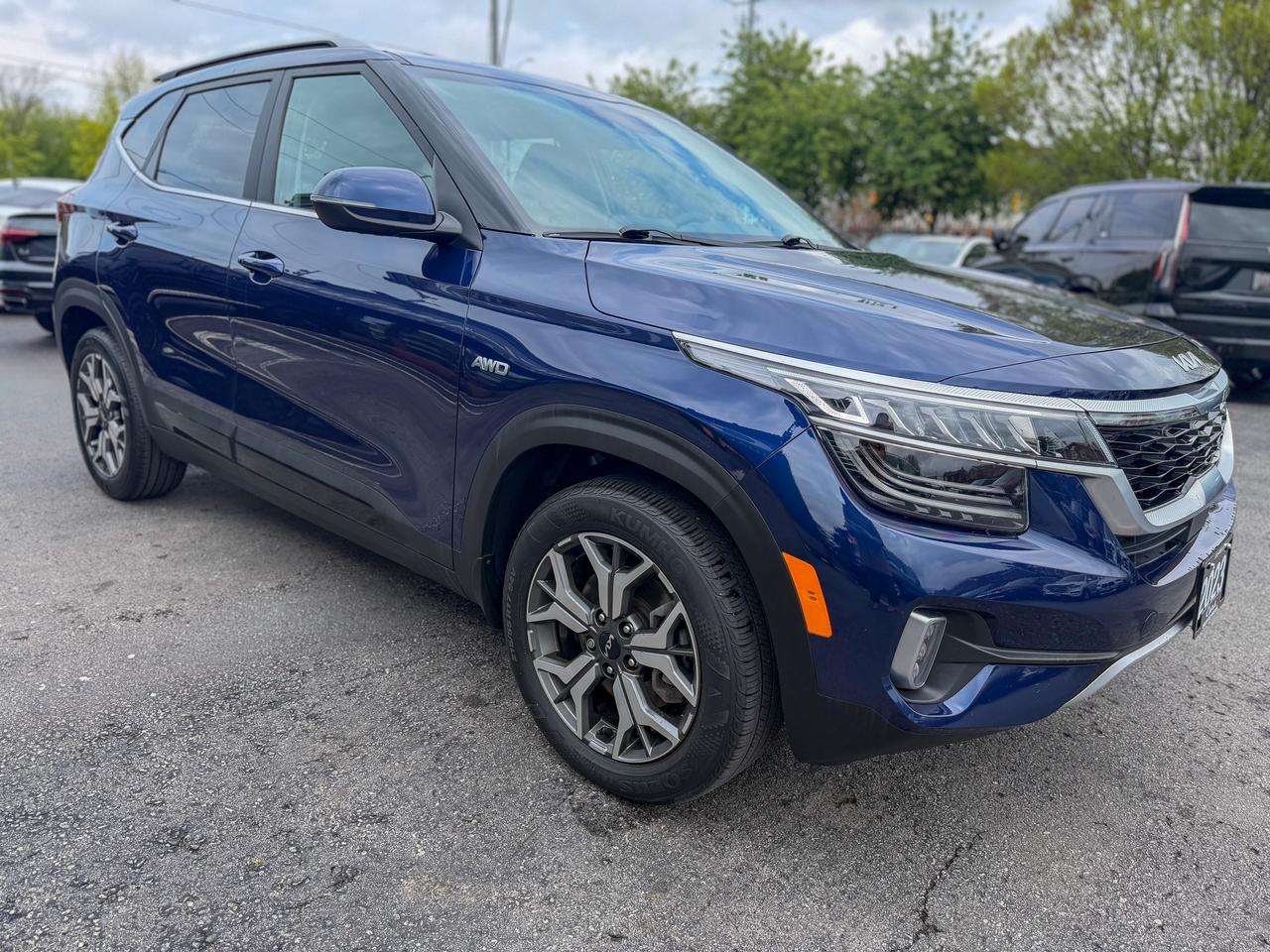 2023 Kia Seltos EX Premium-AWD/BSM/NAVI/ACC/REMOTE/ROOF/CAMERA/2L Photo