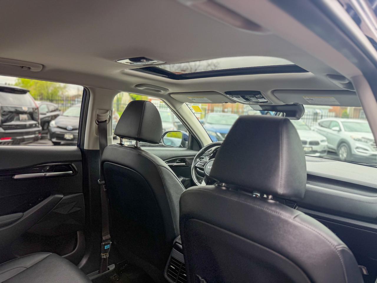 2023 Kia Seltos EX Premium-AWD/BSM/NAVI/ACC/REMOTE/ROOF/CAMERA/2L Photo