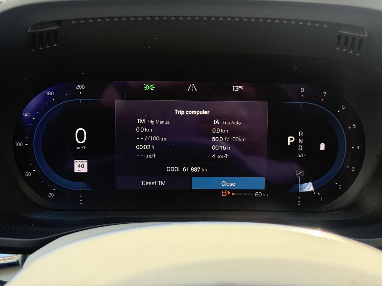 2022 Volvo XC60 No Accidents l B6 l AWD l Momentum l 2 Keys Photo