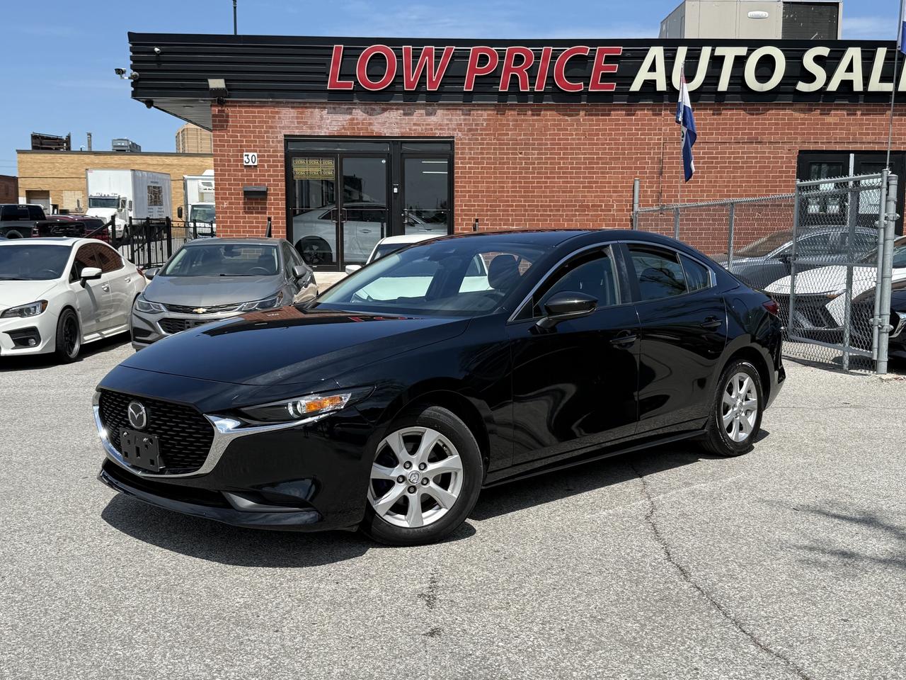 2023 Mazda MAZDA3 Mazda Warranty l FWD l GS l 2.0L l 4Cyl l Auto Photo
