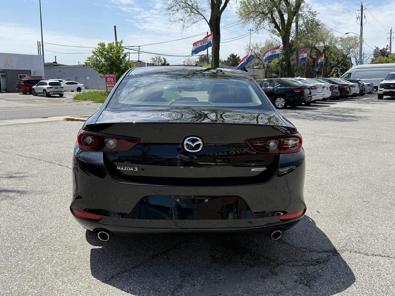 2023 Mazda MAZDA3 Mazda Warranty l FWD l GS l 2.0L l 4Cyl l Auto Photo