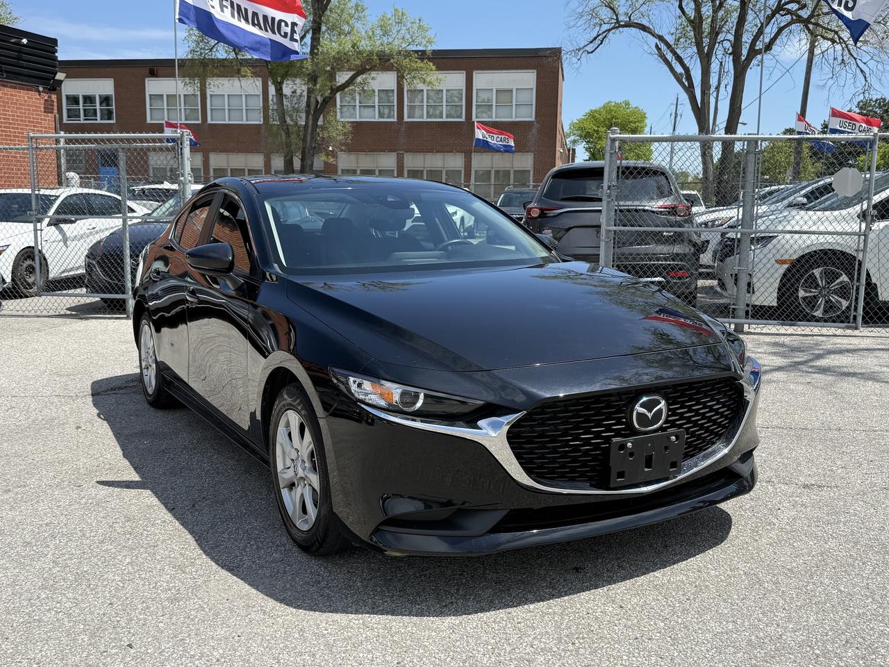 2023 Mazda MAZDA3 Mazda Warranty l FWD l GS l 2.0L l 4Cyl l Auto Photo