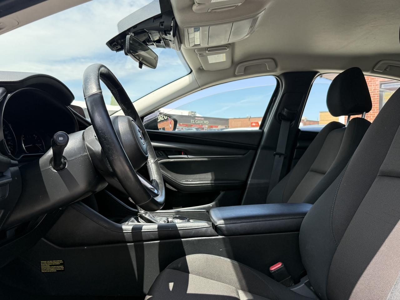 2023 Mazda MAZDA3 Mazda Warranty l FWD l GS l 2.0L l 4Cyl l Auto Photo