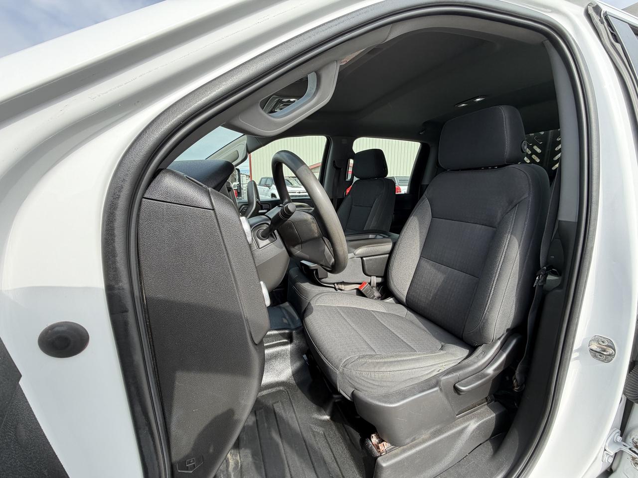 2020 GMC Sierra 3500HD 4WD Crew Cab 177  WB, 60  CA Photo
