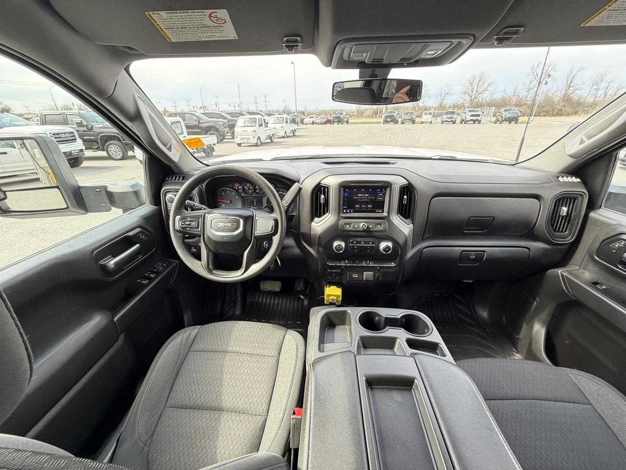 2020 GMC Sierra 3500HD 4WD Crew Cab 177  WB, 60  CA Photo