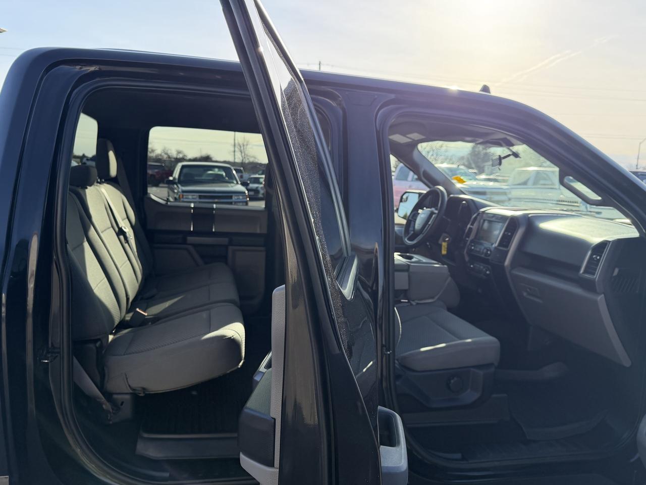 2019 Ford F-150 XLT 4WD SuperCrew 5.5' Box Photo