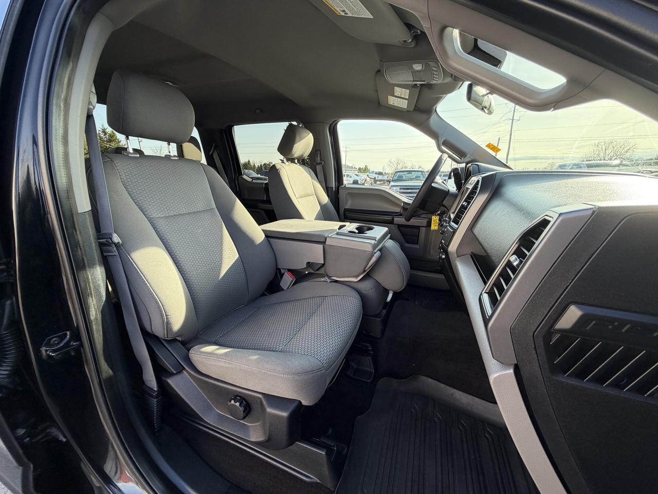2019 Ford F-150 XLT 4WD SuperCrew 5.5' Box Photo