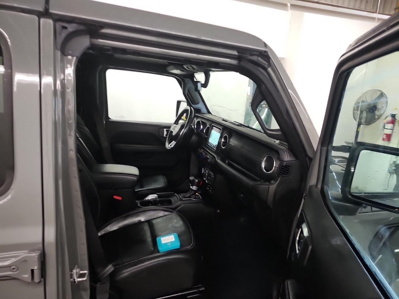 2022 Jeep Wrangler 4xe No Accidents l One Owner l Unlimited Sahara l 4xE Photo