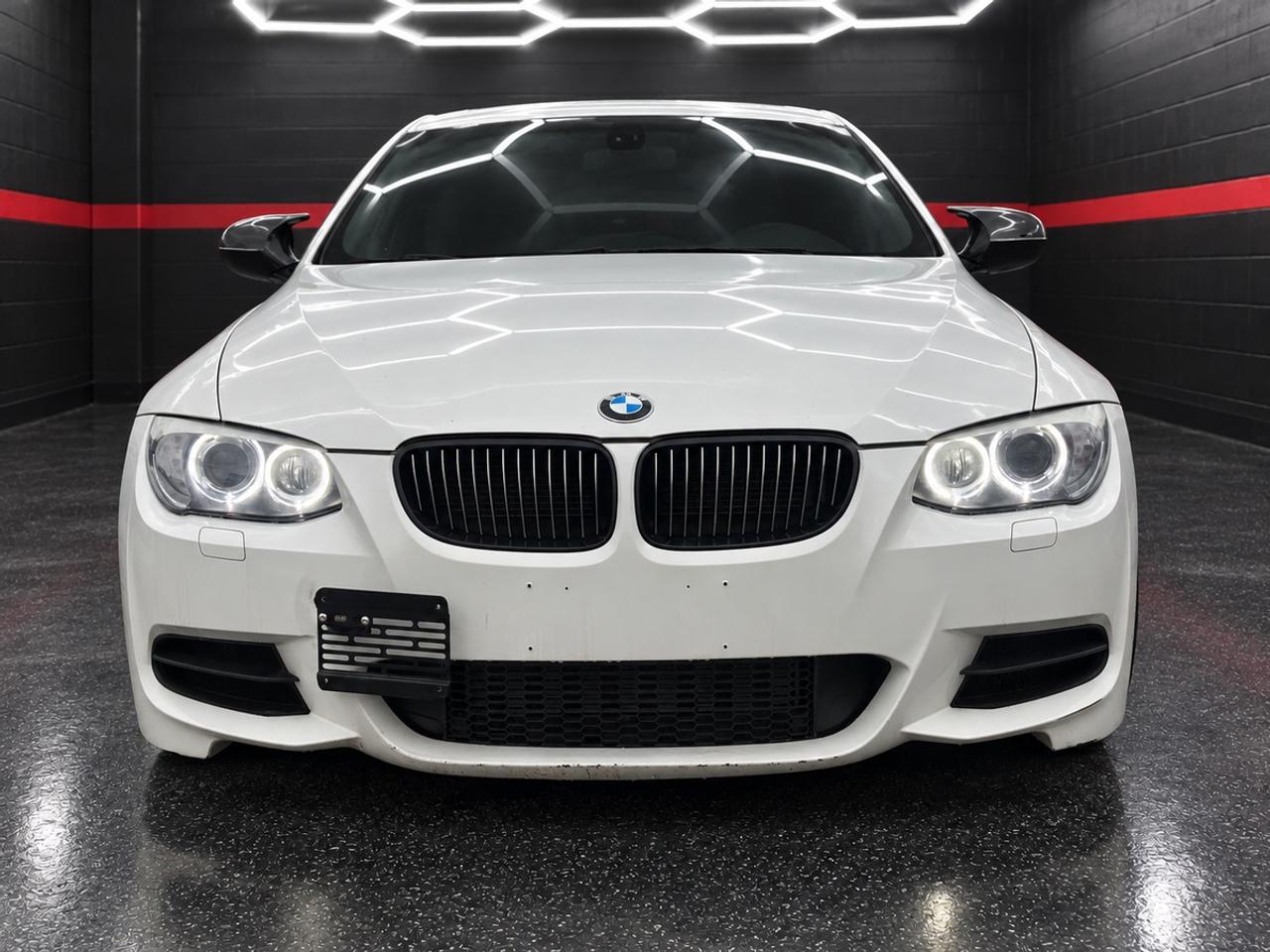 2011 BMW 3-Series 335is Photo5