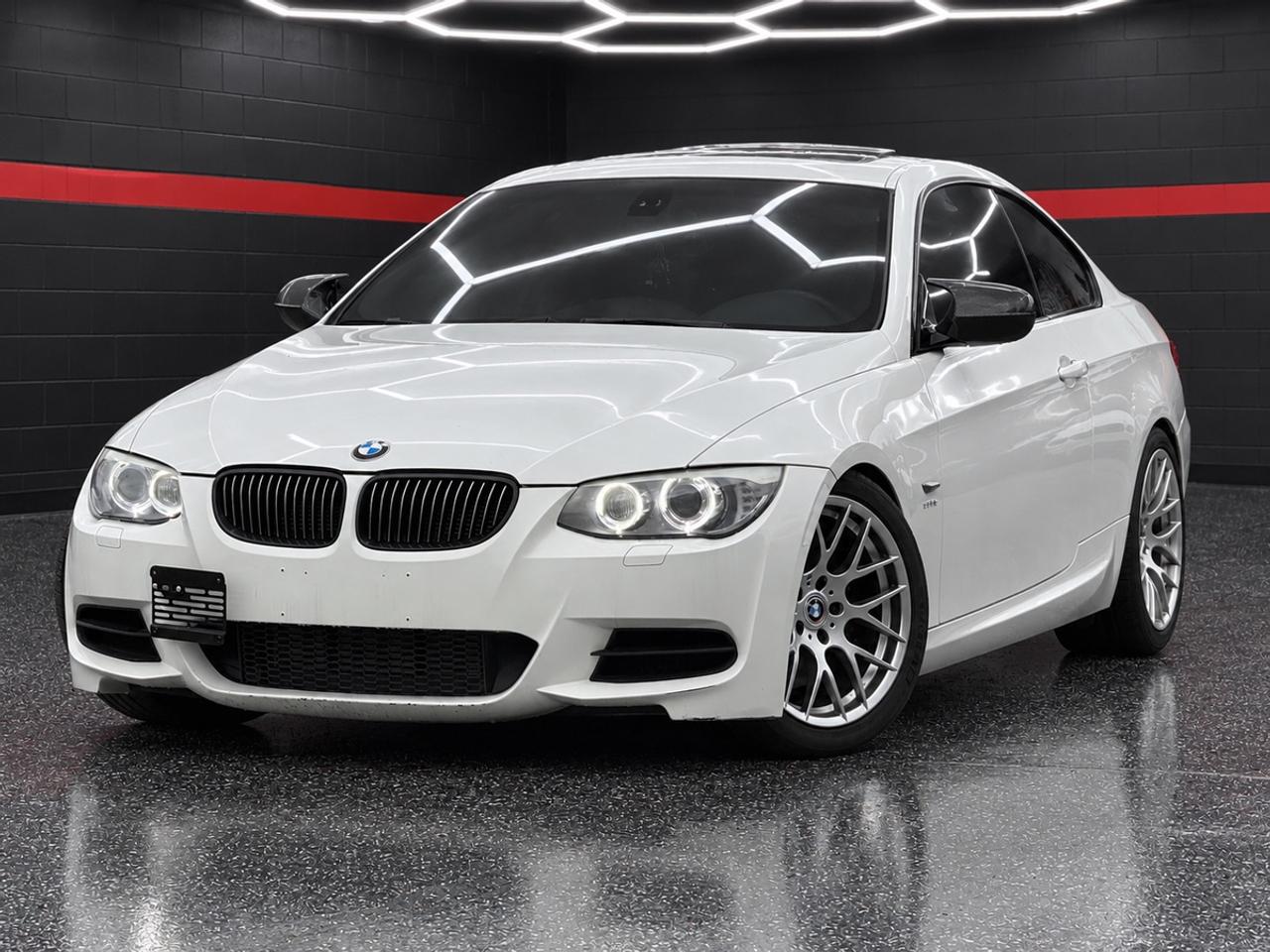2011 BMW 3-Series 335is Photo2