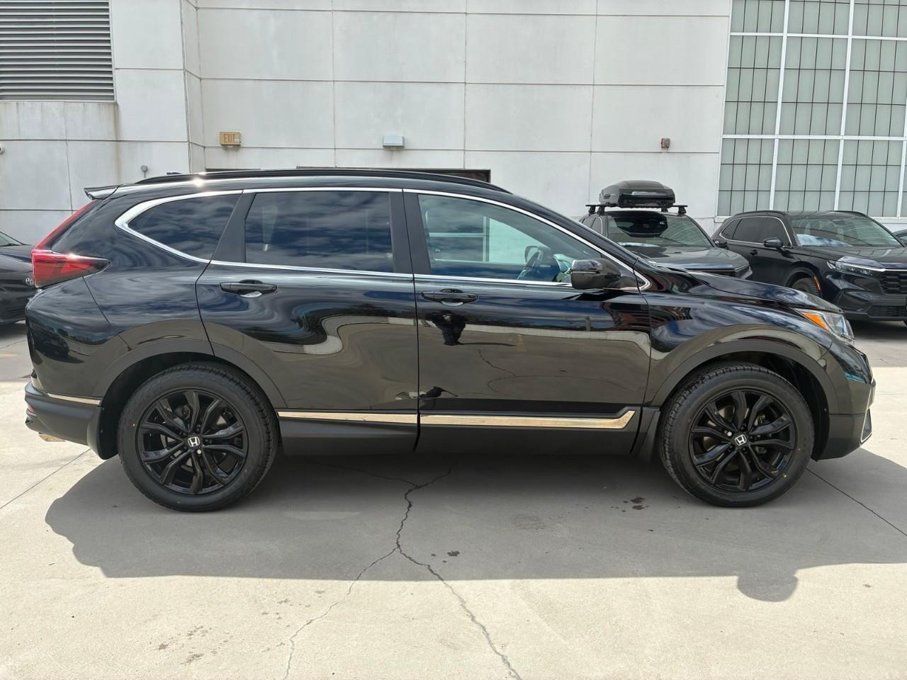 2022 Honda CR-V Black Edition 4dr All-Wheel Drive Photo