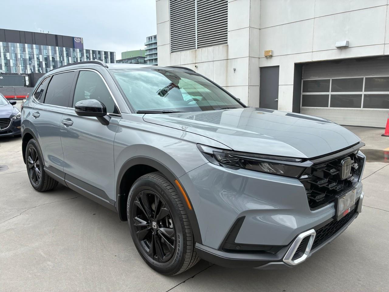 2024 Honda CR-V Hybrid Touring 4dr All-Wheel Drive Photo