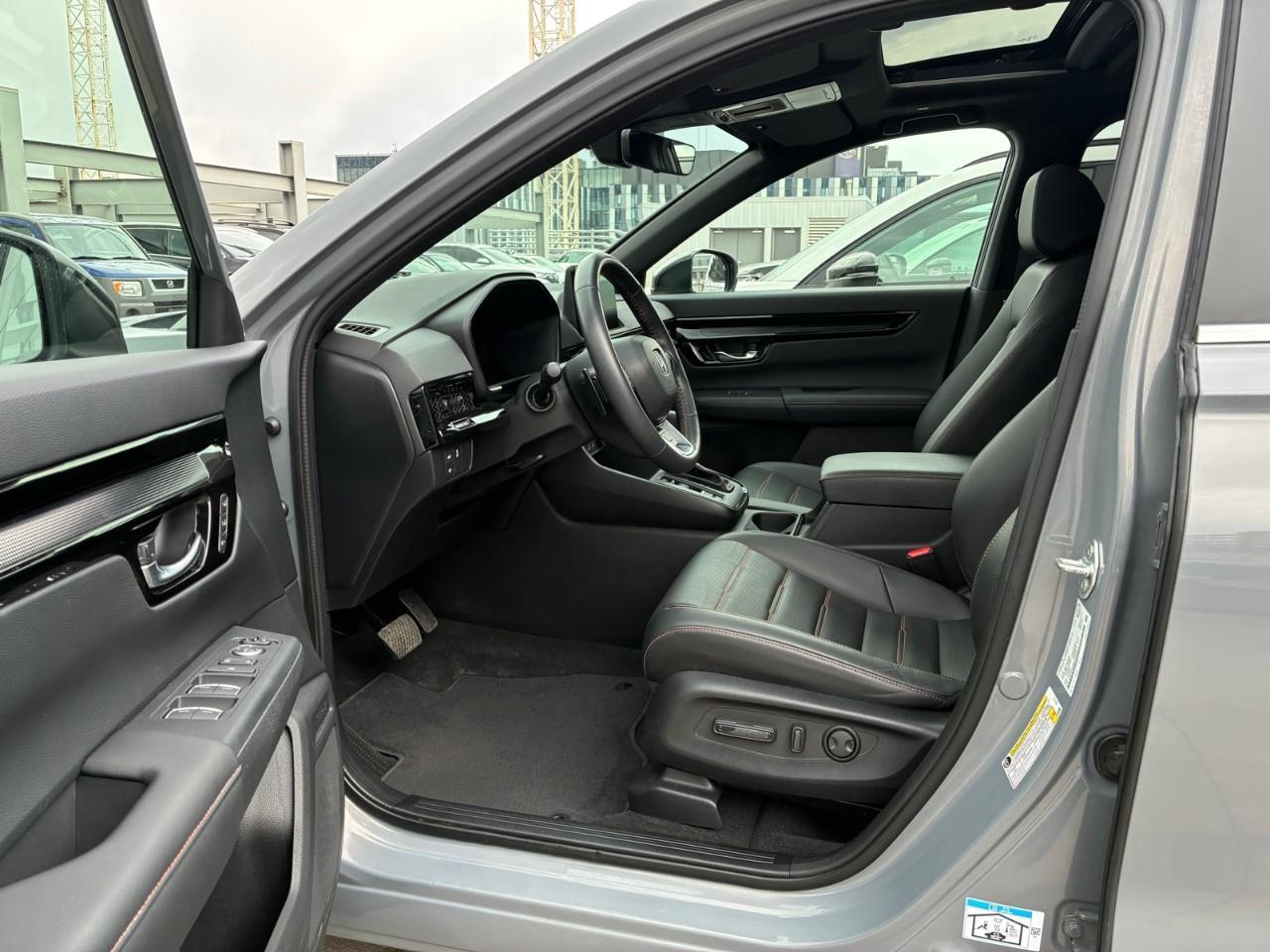 2024 Honda CR-V Hybrid Touring 4dr All-Wheel Drive Photo