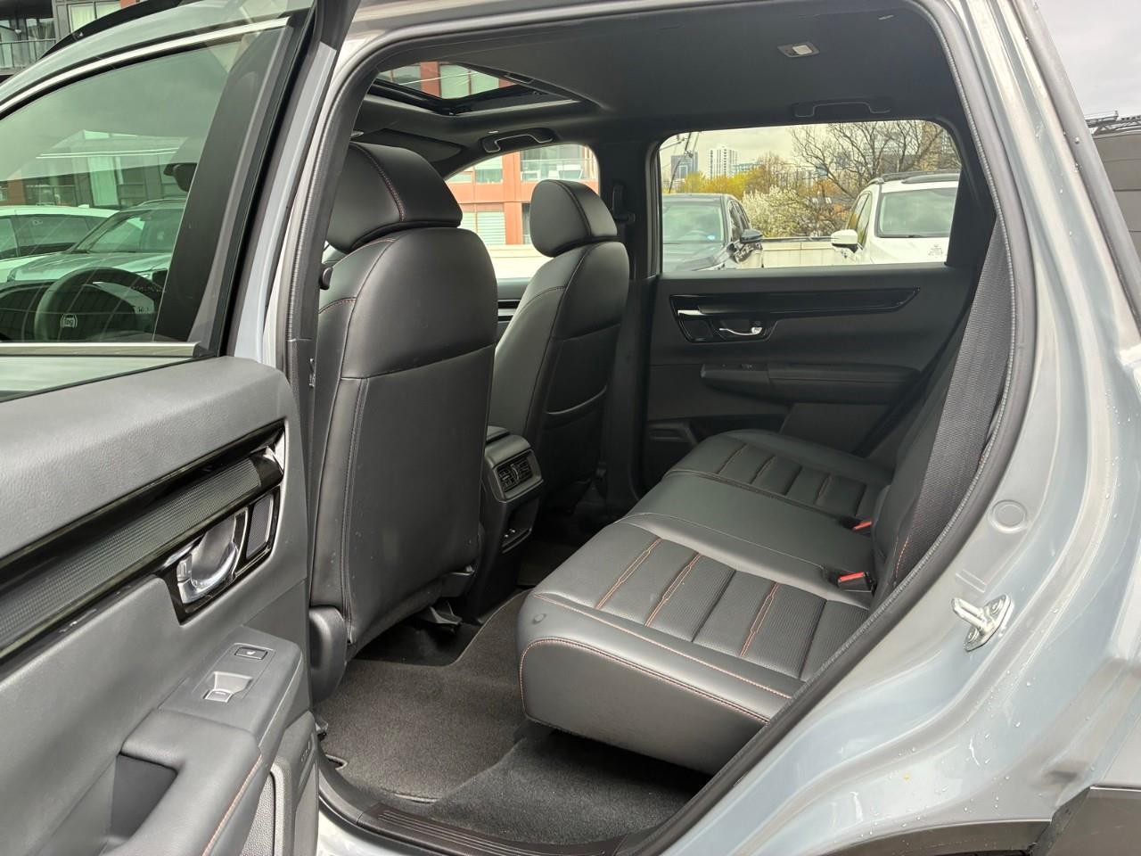 2024 Honda CR-V Hybrid Touring 4dr All-Wheel Drive Photo