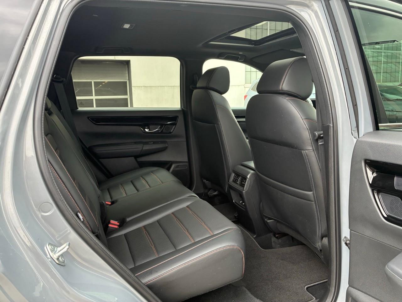 2024 Honda CR-V Hybrid Touring 4dr All-Wheel Drive Photo