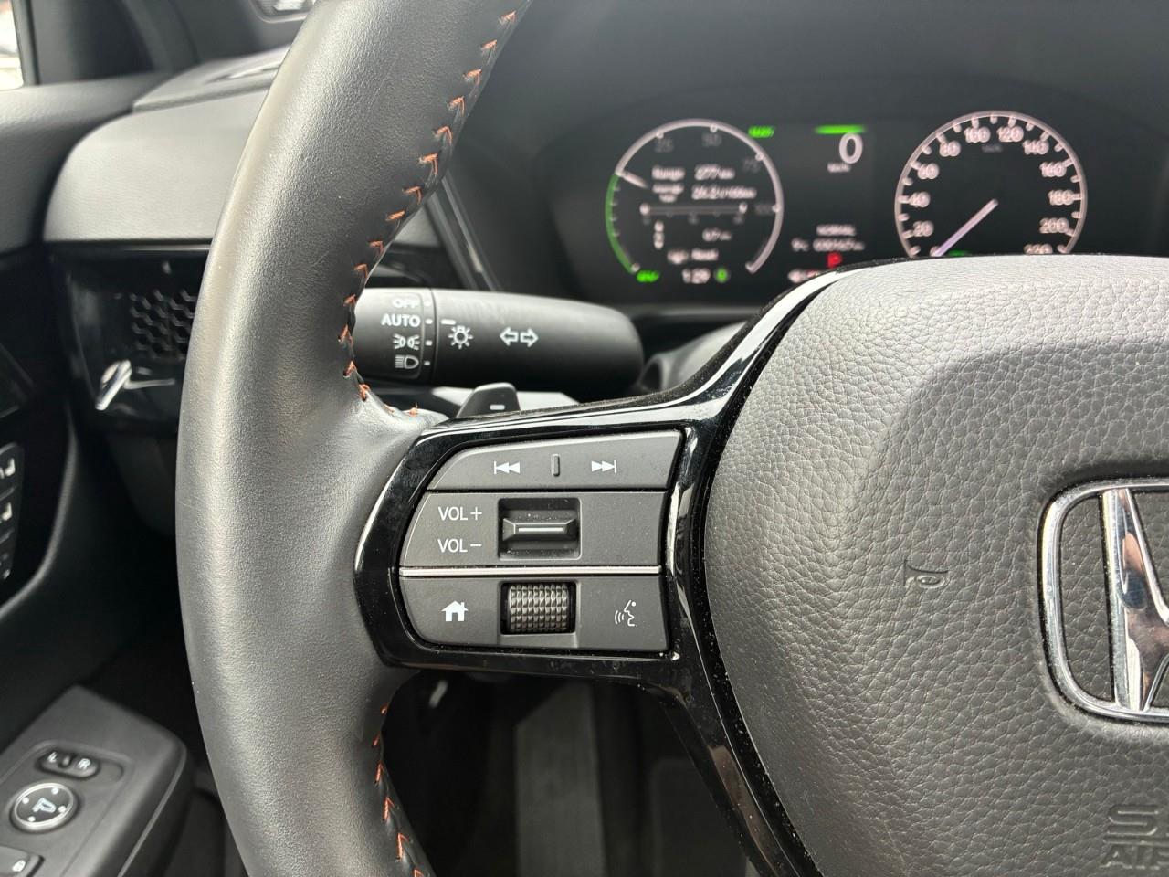 2024 Honda CR-V Hybrid Touring 4dr All-Wheel Drive Photo