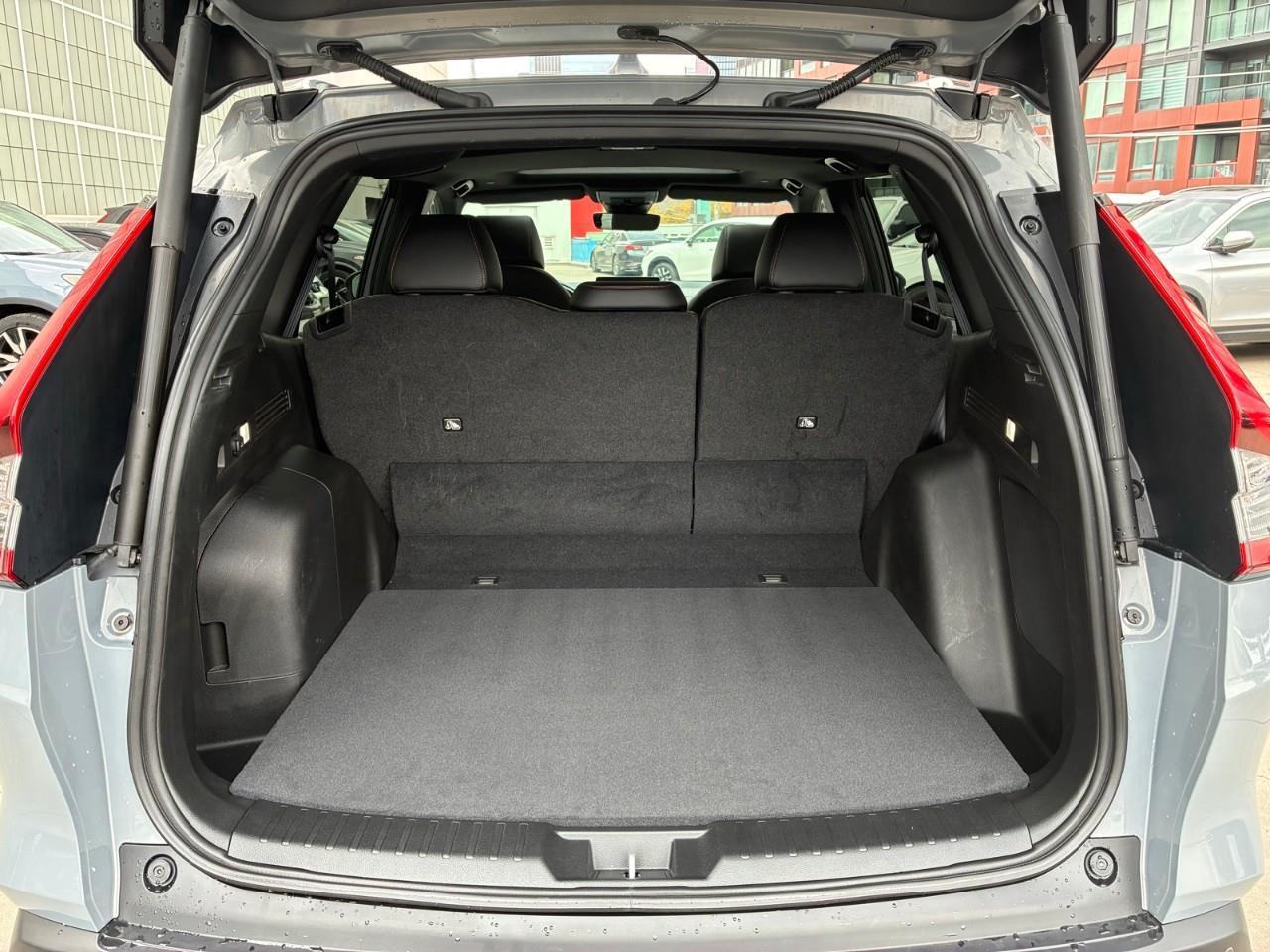 2024 Honda CR-V Hybrid Touring 4dr All-Wheel Drive Photo