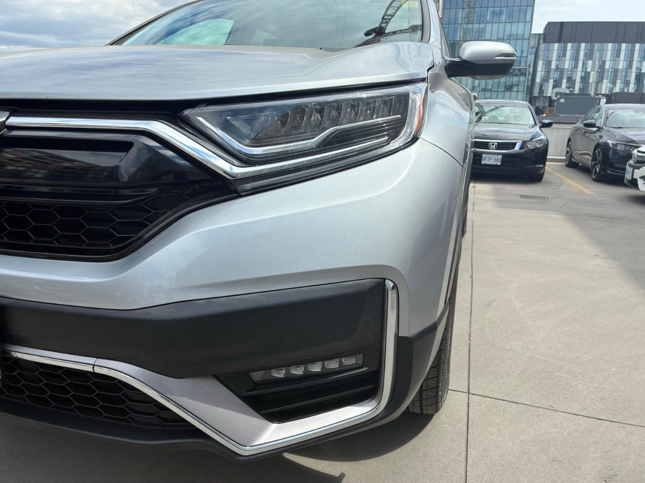 2022 Honda CR-V Touring 4dr All-wheel Drive Photo