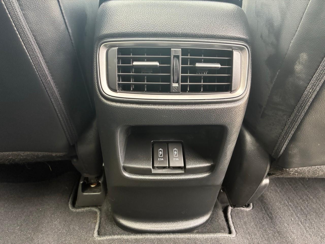 2022 Honda CR-V Touring 4dr All-wheel Drive Photo