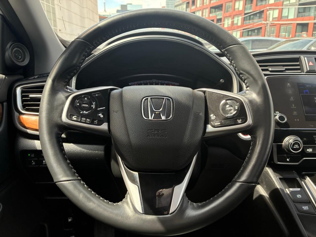 2022 Honda CR-V Touring 4dr All-wheel Drive Photo