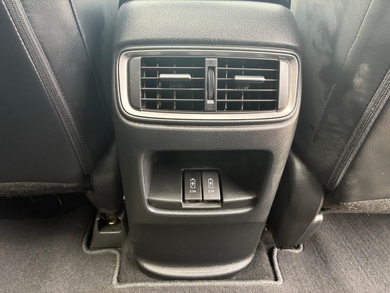 2022 Honda CR-V Touring 4dr All-wheel Drive Photo